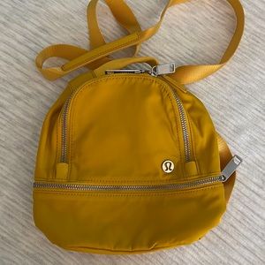 Lululemon City Adventurer Backpack Micro 3L mini Honey Lemon